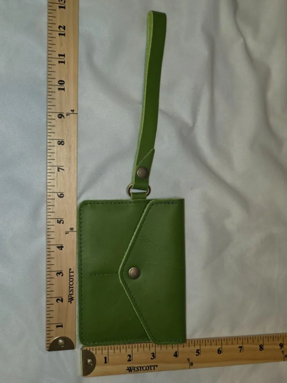 Portland Leather Goods Passport Wristlet Green Apple